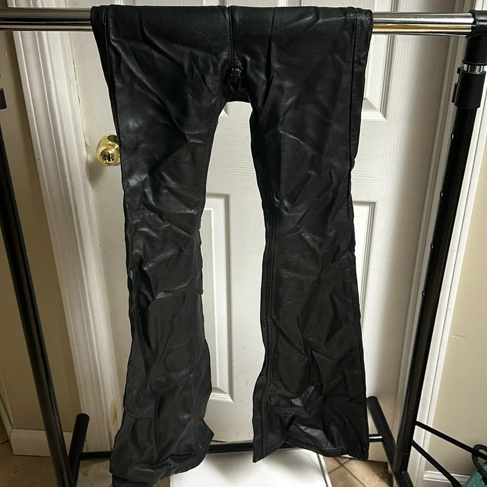 Flare leather - Picture 1 of 2